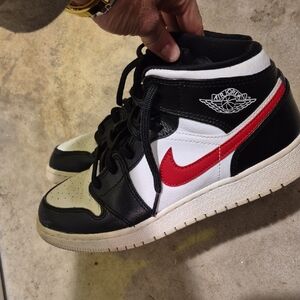 Nike Air Jordan Men's Black, White, and Red Sneakers